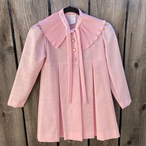 Women's VINTAGE Dress Pink Solid 50s Housewife 8 USA Pleated Ruffle Stepford 60s